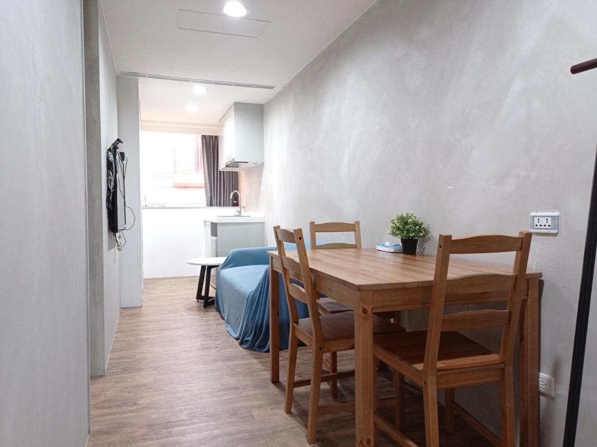 Meworld Hotel - Daan Đài Bắc Ngoại thất bức ảnh