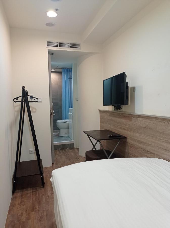 Meworld Hotel - Daan Đài Bắc Ngoại thất bức ảnh