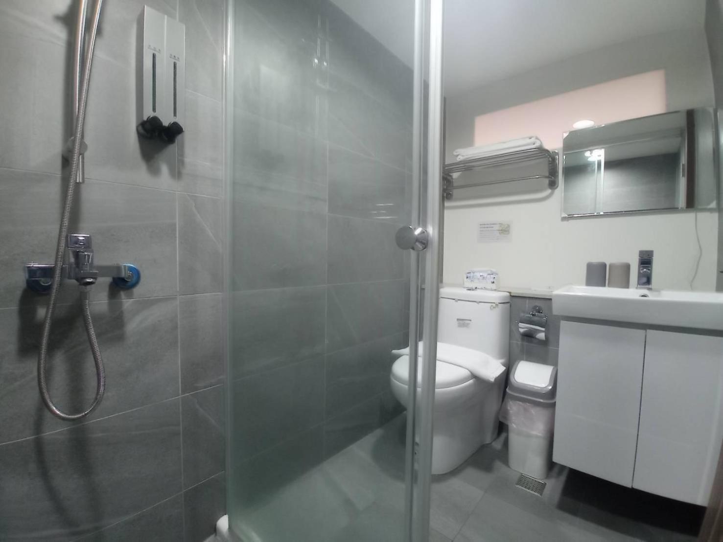 Meworld Hotel - Daan Đài Bắc Ngoại thất bức ảnh